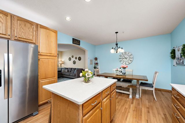 9651 Belmont Lane, Eden Prairie, MN 55347