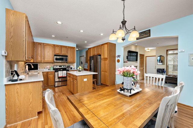 9651 Belmont Lane, Eden Prairie, MN 55347