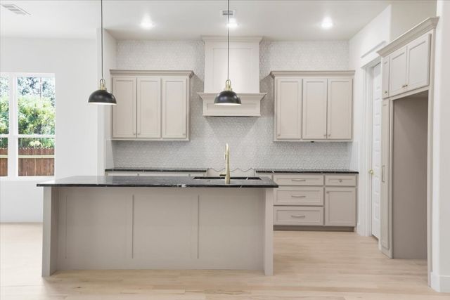 3465 Cardinal Ridge, Forest Hill, TX 76119