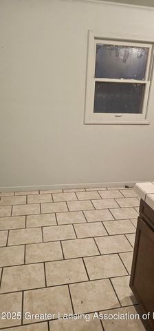 612 W Mount Hope Avenue, Lansing, MI 48910