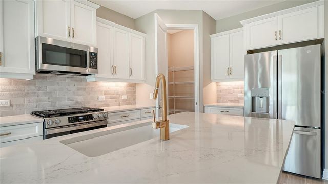 10026 CROSS RIVER TRAIL, Parrish, FL 34219