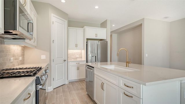 10026 CROSS RIVER TRAIL, Parrish, FL 34219