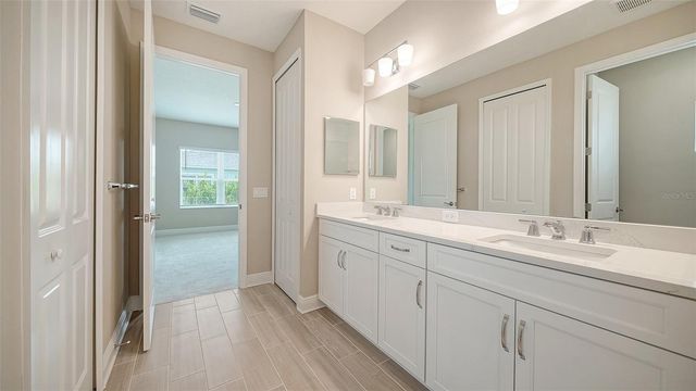 10026 CROSS RIVER TRAIL, Parrish, FL 34219