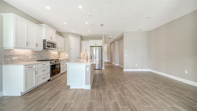 10026 CROSS RIVER TRAIL, Parrish, FL 34219