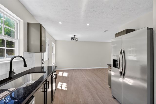 2145 Shadowbrook Drive, Plainfield, IN 46168