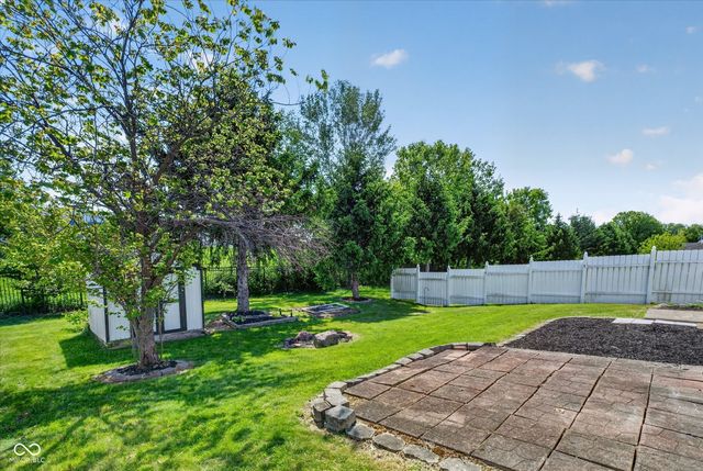 2145 Shadowbrook Drive, Plainfield, IN 46168