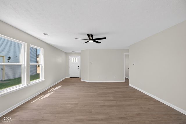 2145 Shadowbrook Drive, Plainfield, IN 46168