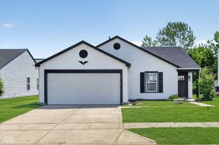 2145 Shadowbrook Drive, Plainfield, IN 46168