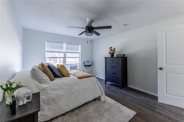 1117 Sycamore Street, Navasota, TX 77868