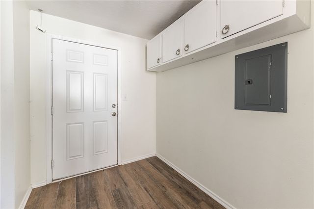 1117 Sycamore Street, Navasota, TX 77868