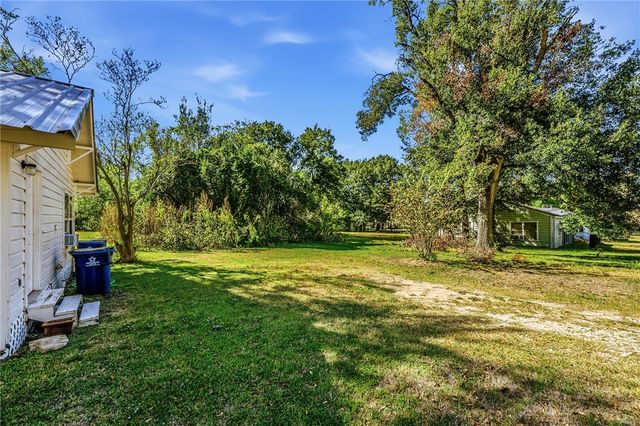 1117 Sycamore Street, Navasota, TX 77868