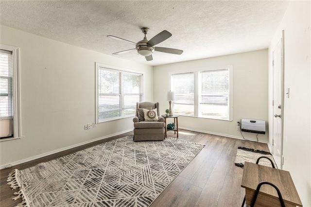 1117 Sycamore Street, Navasota, TX 77868