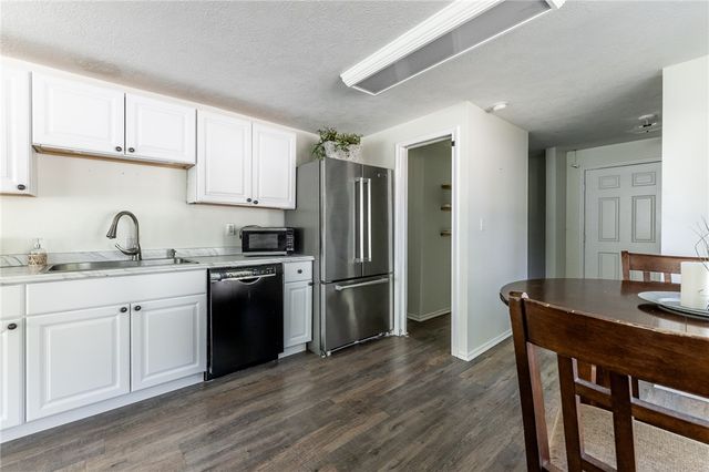 1117 Sycamore Street, Navasota, TX 77868