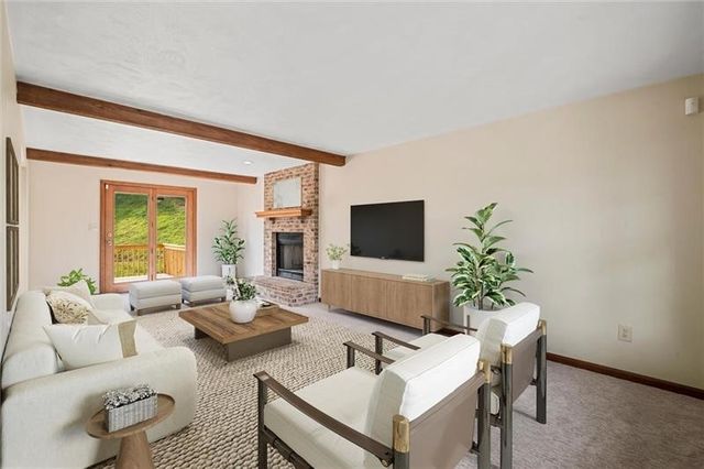 296 Lynn Ann, Plum Boro, PA 15068