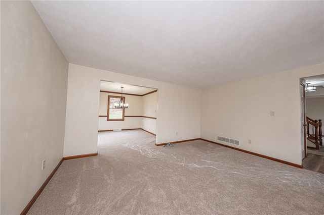 296 Lynn Ann, Plum Boro, PA 15068