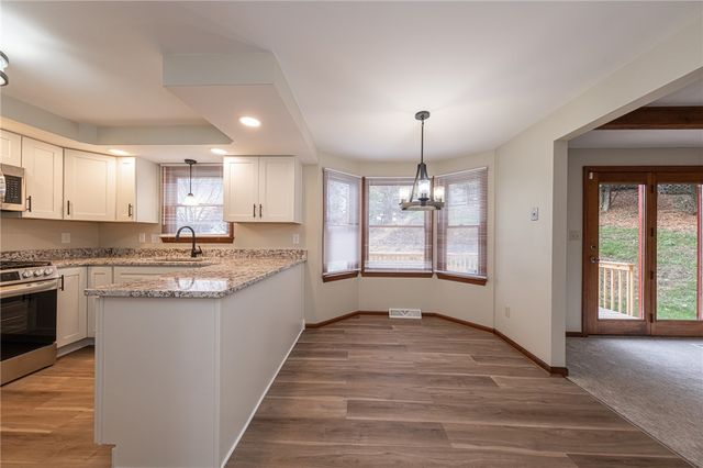 296 Lynn Ann, Plum Boro, PA 15068