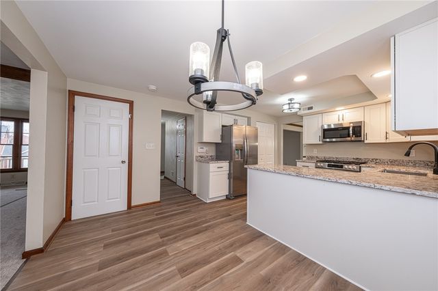 296 Lynn Ann, Plum Boro, PA 15068