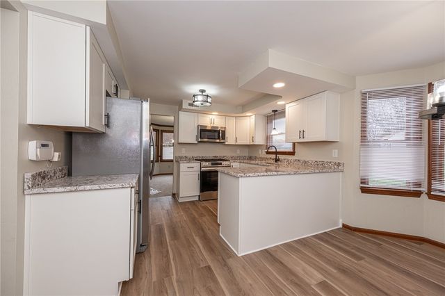 296 Lynn Ann, Plum Boro, PA 15068