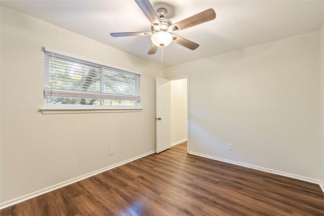 1105 Hermitage DR, Austin, TX 78753