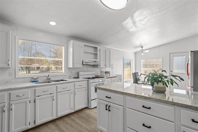 214 Nassau Circle, Chatsworth, GA 30705