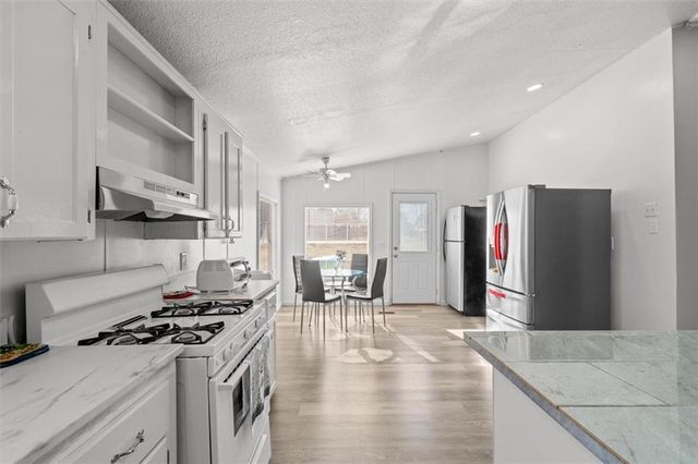 214 Nassau Circle, Chatsworth, GA 30705