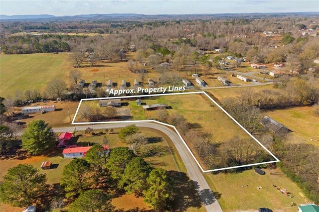 214 Nassau Circle, Chatsworth, GA 30705