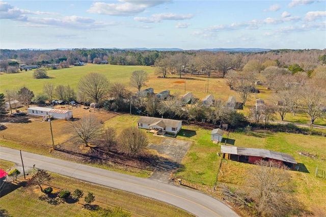 214 Nassau Circle, Chatsworth, GA 30705