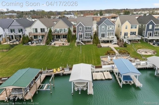 538 N Liberty Street, Belleville, MI 48111