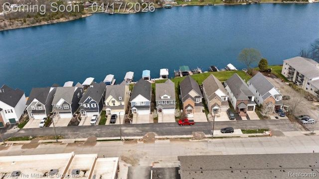 538 N Liberty Street, Belleville, MI 48111