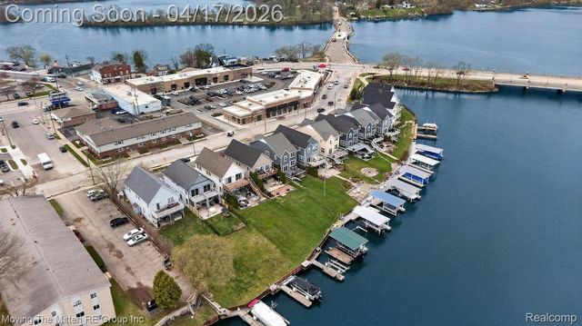 538 N Liberty Street, Belleville, MI 48111