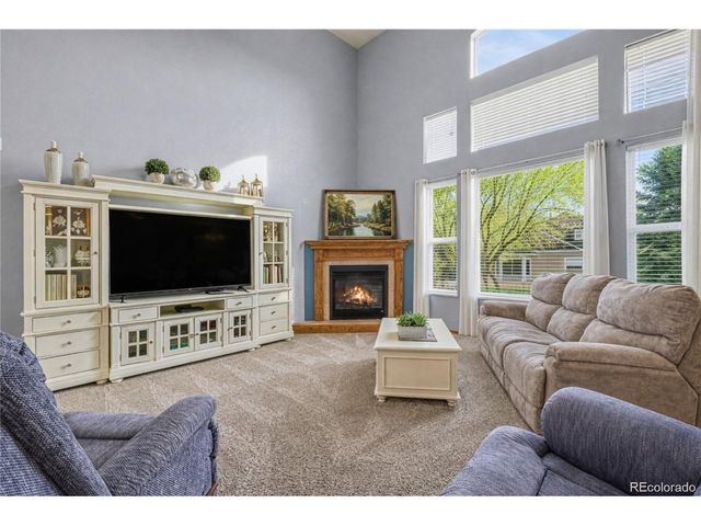 960 Norway Maple Dr, Loveland, CO 80538