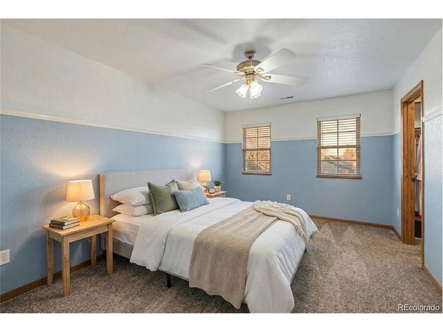 960 Norway Maple Dr, Loveland, CO 80538