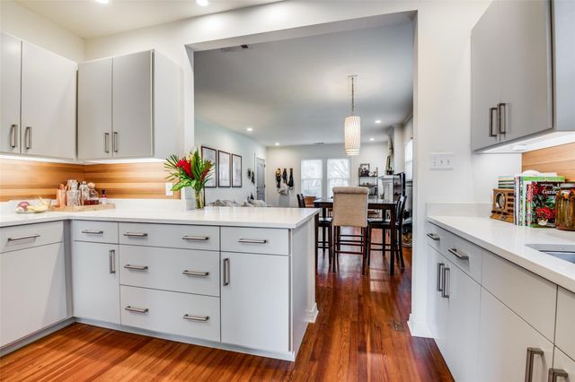 816 Cristler Avenue, Dallas, TX 75223