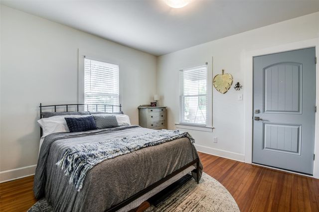 816 Cristler Avenue, Dallas, TX 75223