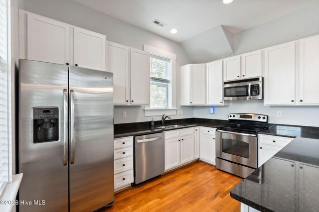 823 Meadowsweet Lane, Leland, NC 28451