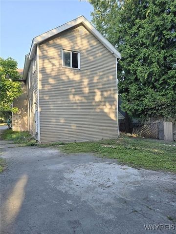 143 South Transit Street, Lockport City, NY 14094