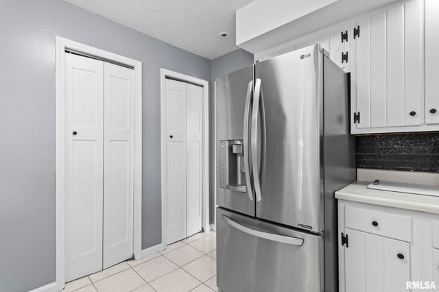 3226 Brunk Drive, Springfield, IL 62712