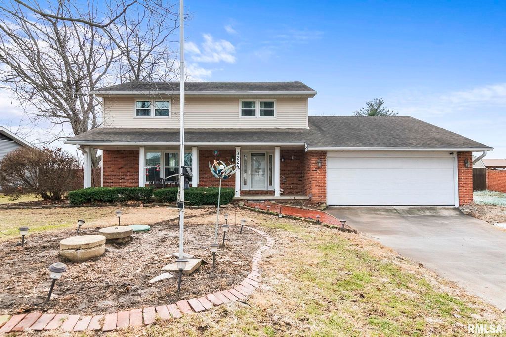 3226 Brunk Drive, Springfield, IL 62712