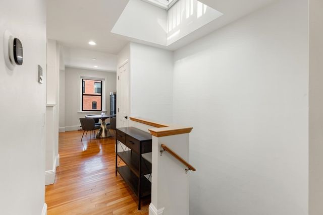 45 Saint Botolph Street 204, Boston, MA 02116