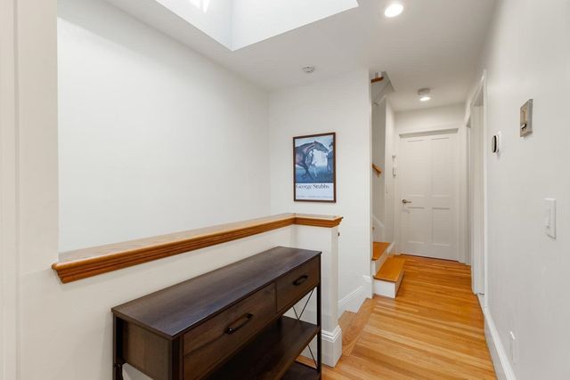 45 Saint Botolph Street 204, Boston, MA 02116