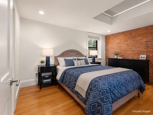 45 Saint Botolph Street 204, Boston, MA 02116