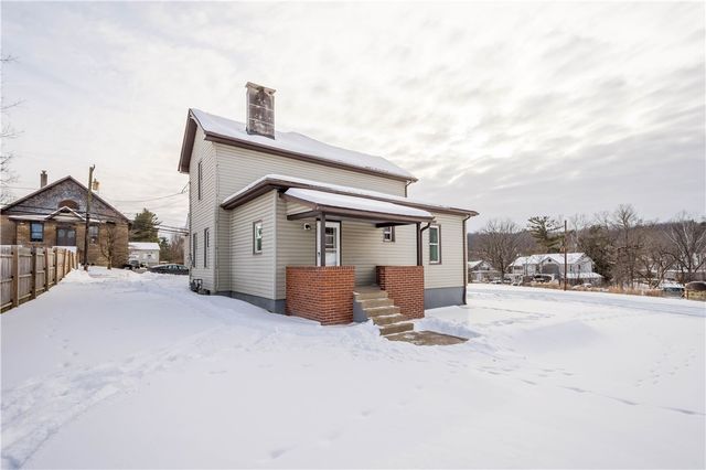 19 Old Monongahela Pike, Somerset Twp, PA 15330