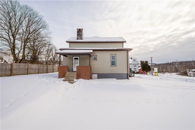 19 Old Monongahela Pike, Somerset Twp, PA 15330