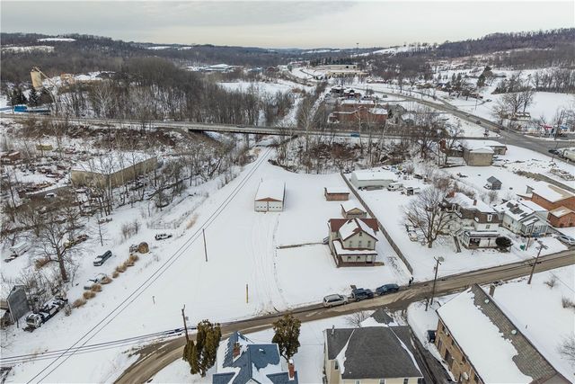 19 Old Monongahela Pike, Somerset Twp, PA 15330