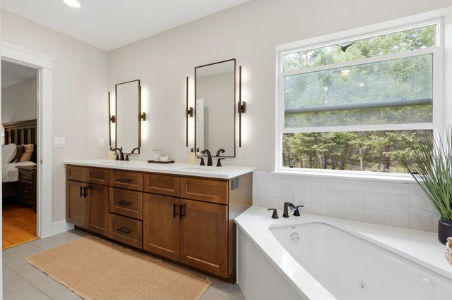 36112 N Pike Rd, Deer Park, WA 99006