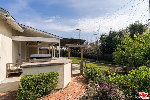 2758 El Caminito, La Crescenta, CA 91214