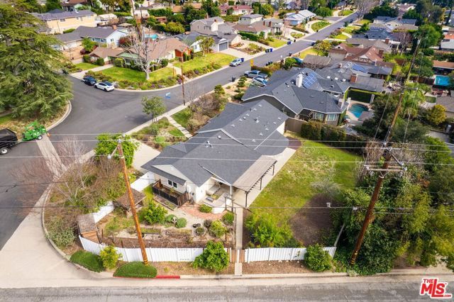 2758 El Caminito, La Crescenta, CA 91214