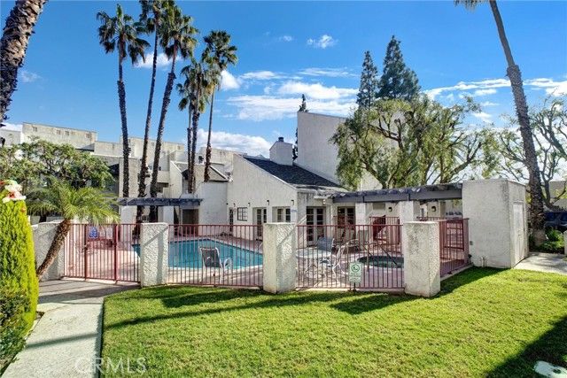 20155 Keswick 209, Winnetka (los Angeles), CA 91306