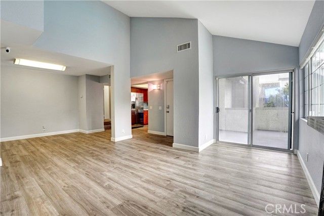 20155 Keswick 209, Winnetka (los Angeles), CA 91306