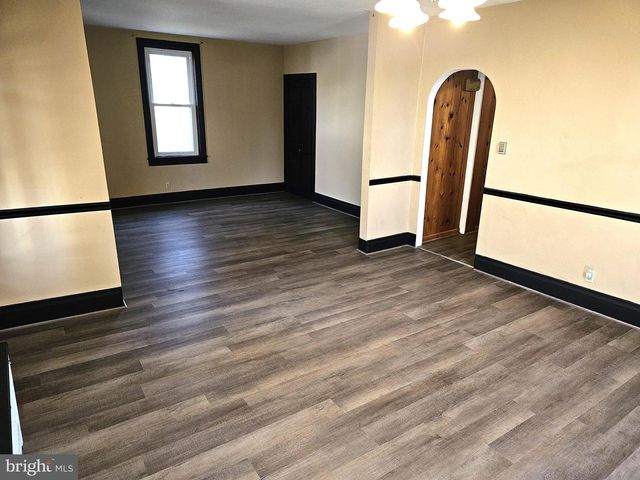 532 E FREEDOM AVE, Burnham, PA 17009